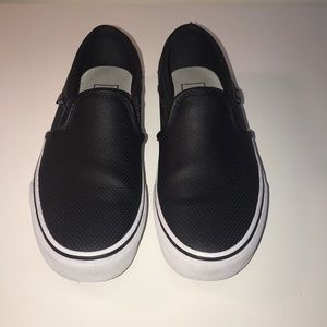 Black Slip-on Vans